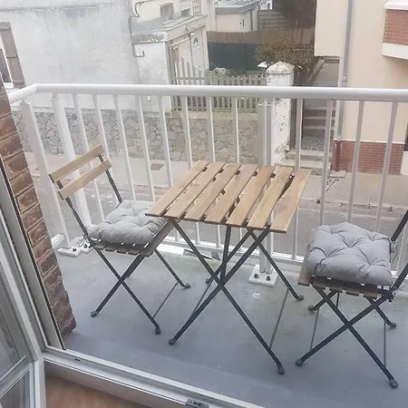 Maison Cosy A 2 Min De La Et Des Commerces Σπίτι διακοπών *